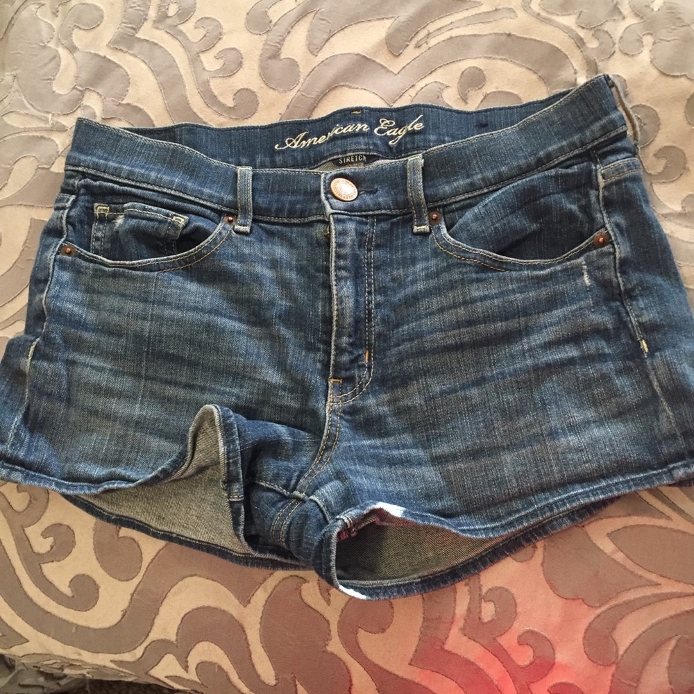 American Eagle Denim Mid Waist Shorts Size 8